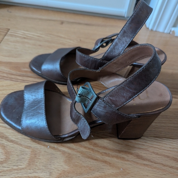 Nicole Brown Leather Heeled Sandals - Picture 4 of 7
